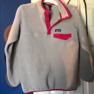 Girls throw over Patagonia jacket